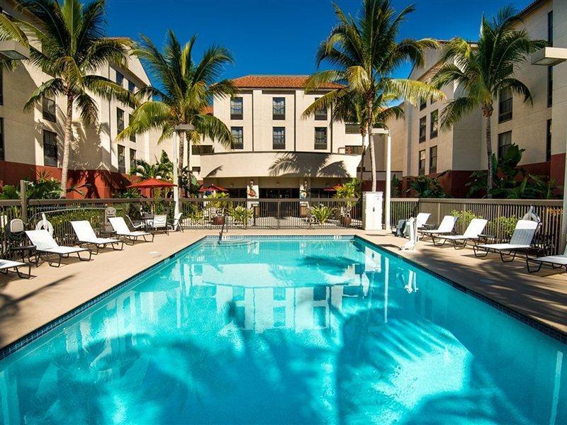 Hampton Inn & Suites Fort Myers Beach/Sanibel Gateway Buitenkant foto